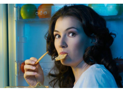 Эксперт назвал лучший перекус, если вы поздно вечером хотите перекусить, особенно если у вас диабет