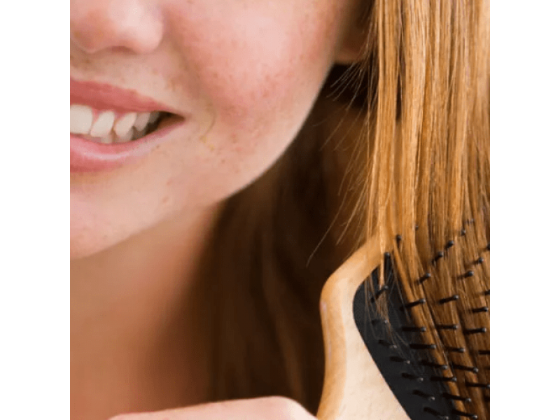 Советы по уходу за редеющими волосами: как предотвратить выпадение и улучшить состояние волос